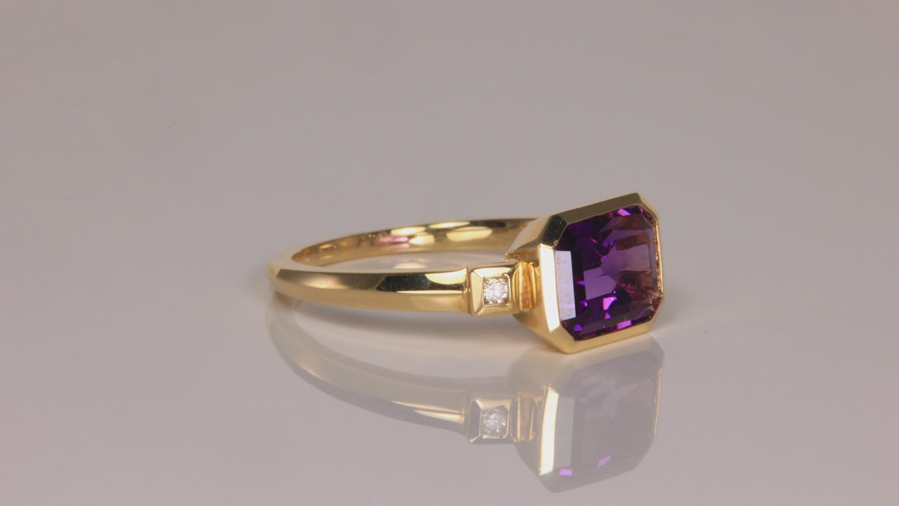 14K Yellow Gold Bezel Set Amethyst and Diamond Ring 1.55 Carats