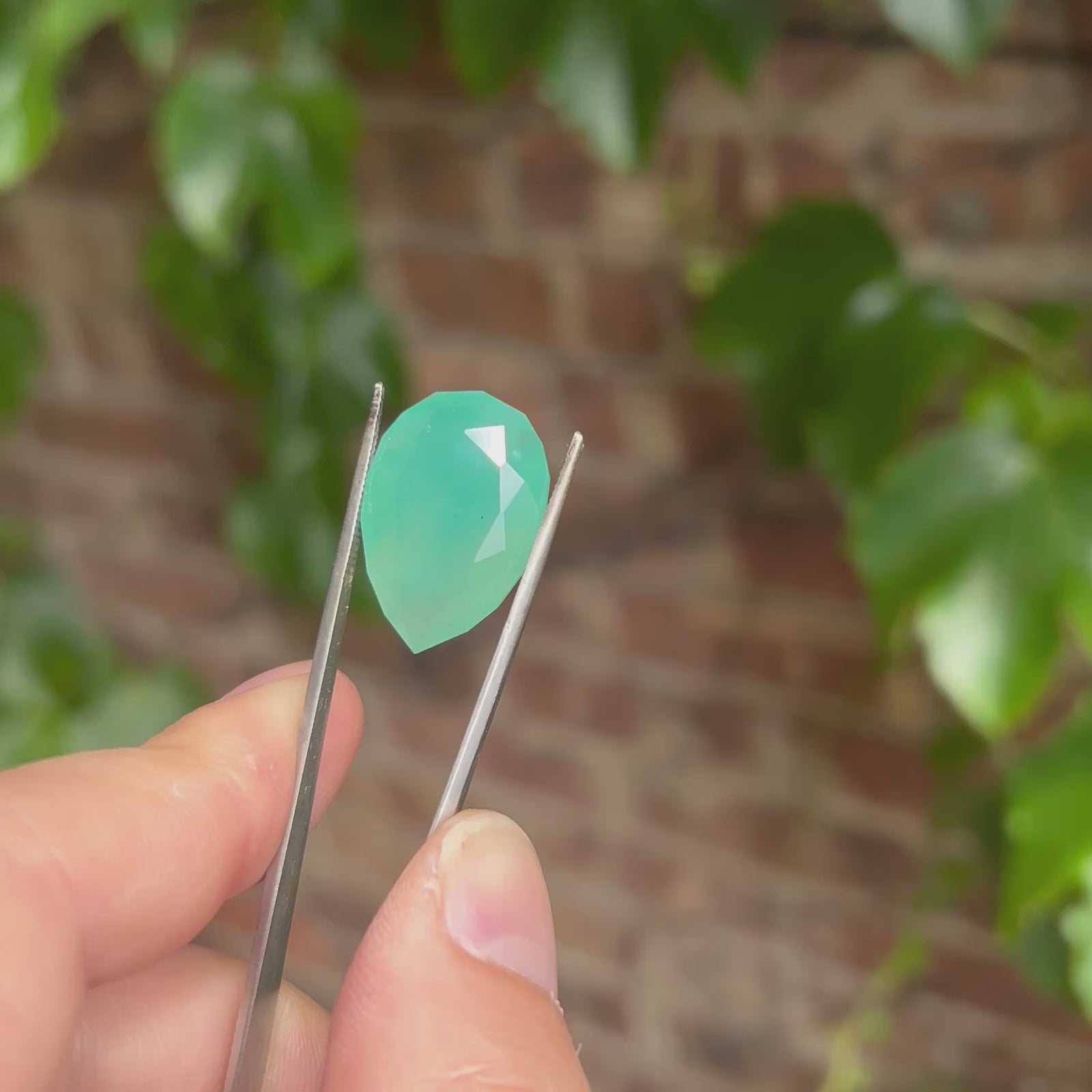 Pear Shape Chromium Nickel Chalcedony 20.98 Carats