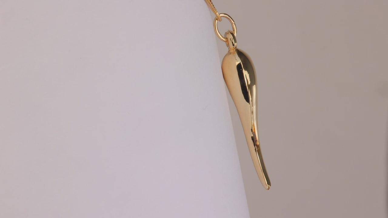 14K Yellow Gold Italian Horn Pendant
