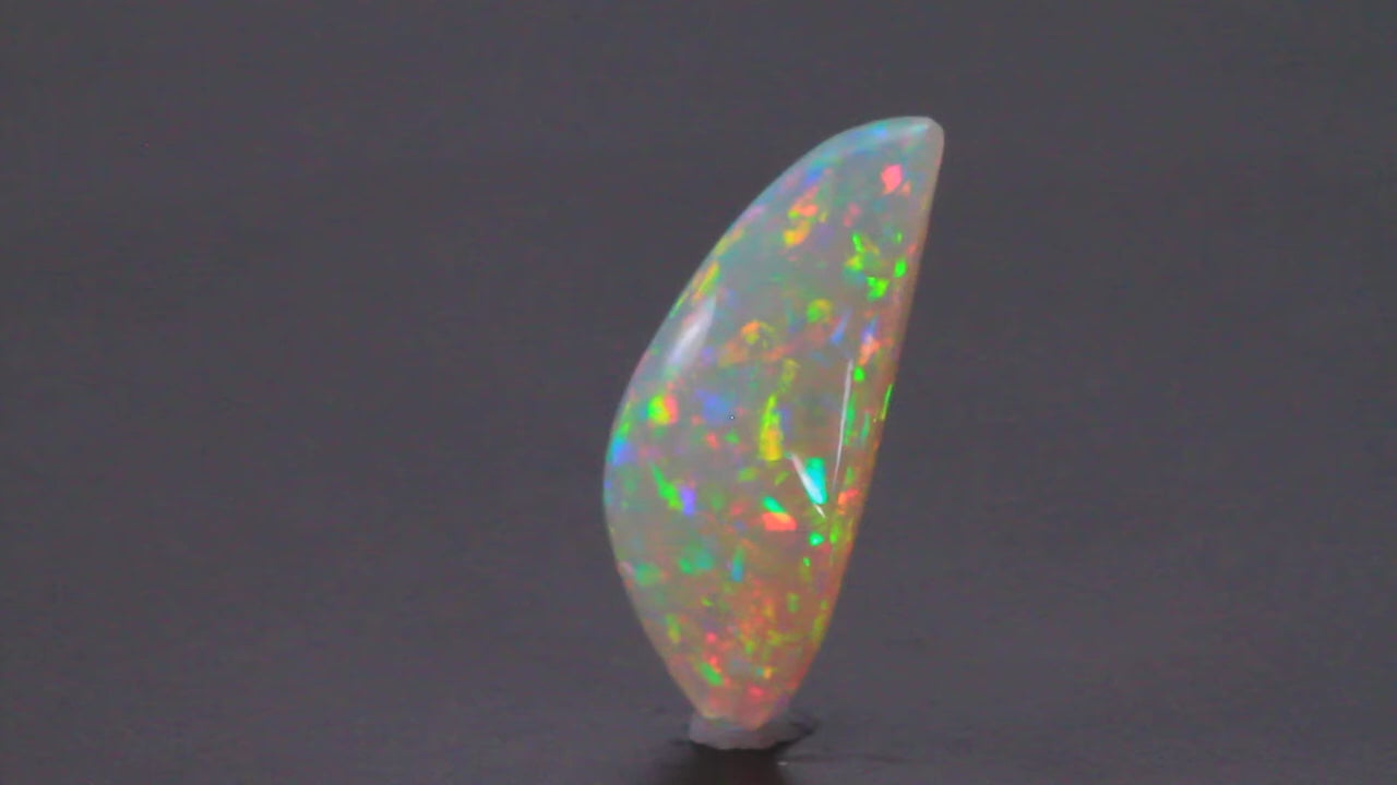 Freeform Cabochon Welo Opal Gemstone 16.50 Carats
