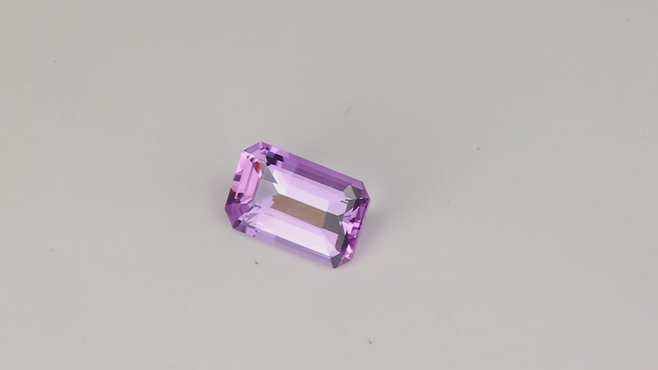 ULTRA RARE❗Emerald Cut Unique Lavender Tanzanite 1.36 Carats
