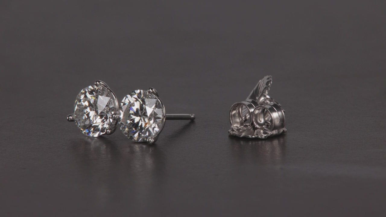 14K White Gold Round Brilliant Diamond Studs 2.00 Carats