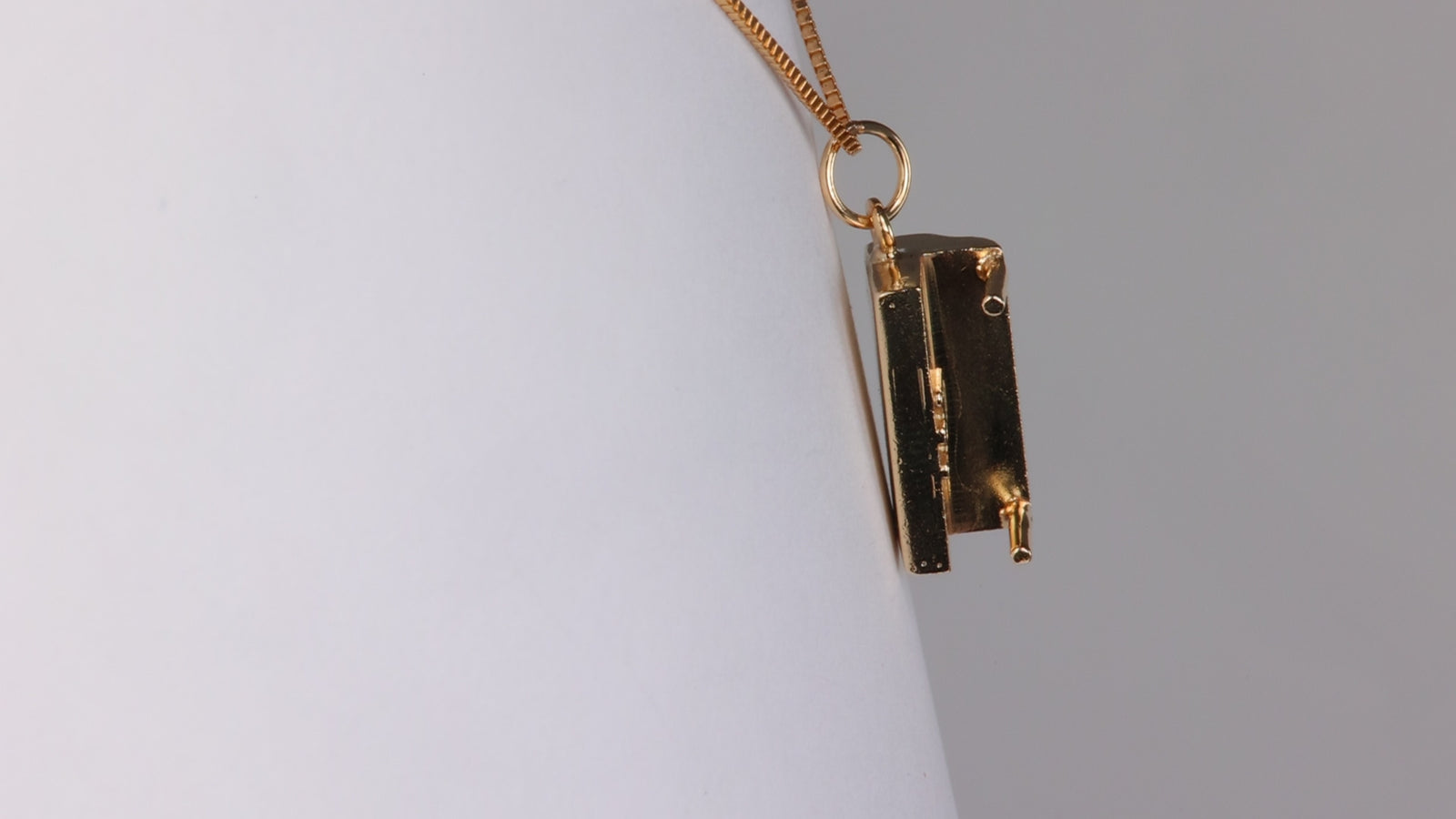 14K Yellow Gold Piano Pendant/Charm