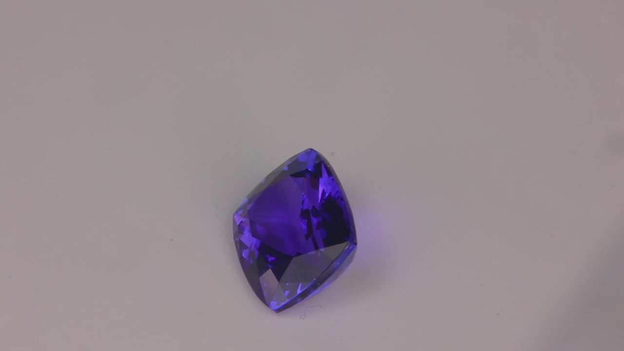 🚨Spot Light Special | Antique Cushion Cut Tanzanite 6.39 Carats