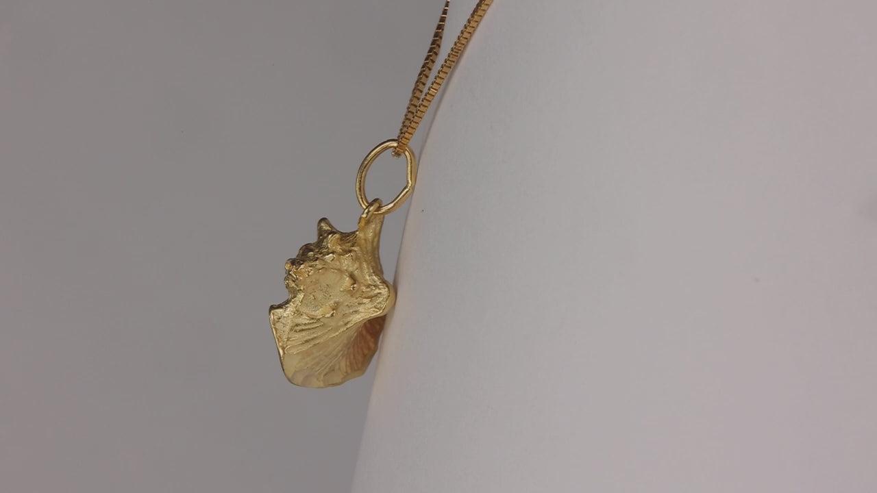 14K Yellow Gold Conch Shell Pendant