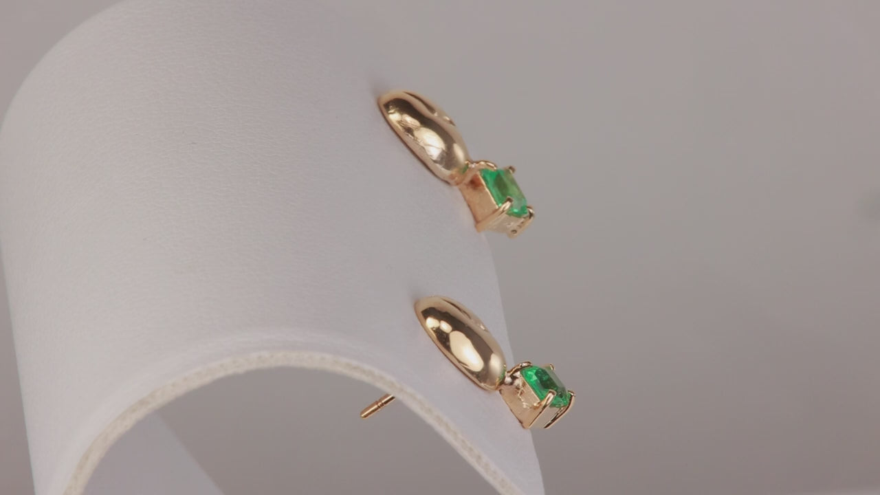 18K Yellow Gold Emerald Stud Earrings .50cts