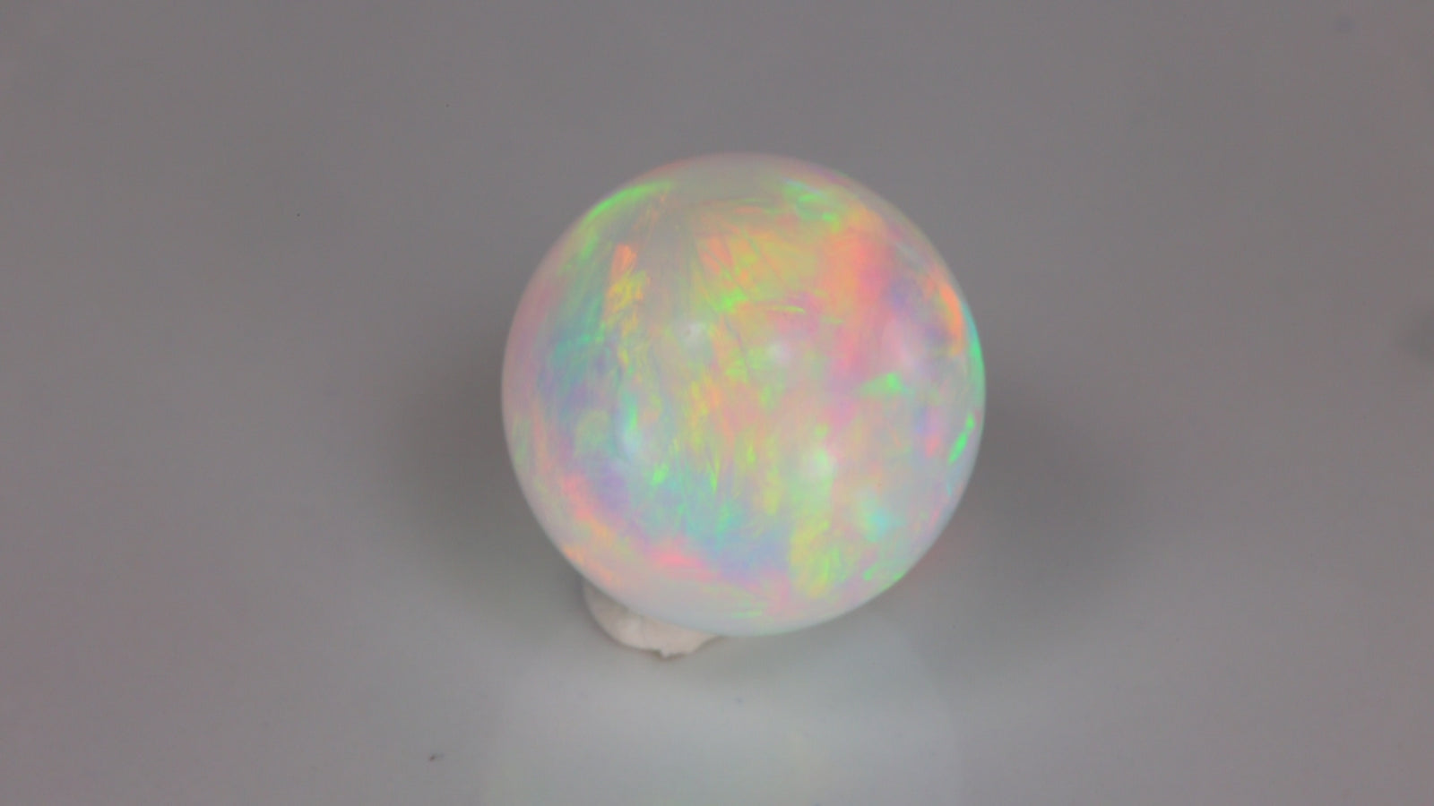 Sphere Opal From Welo Ethiopia 12.62 Carats
