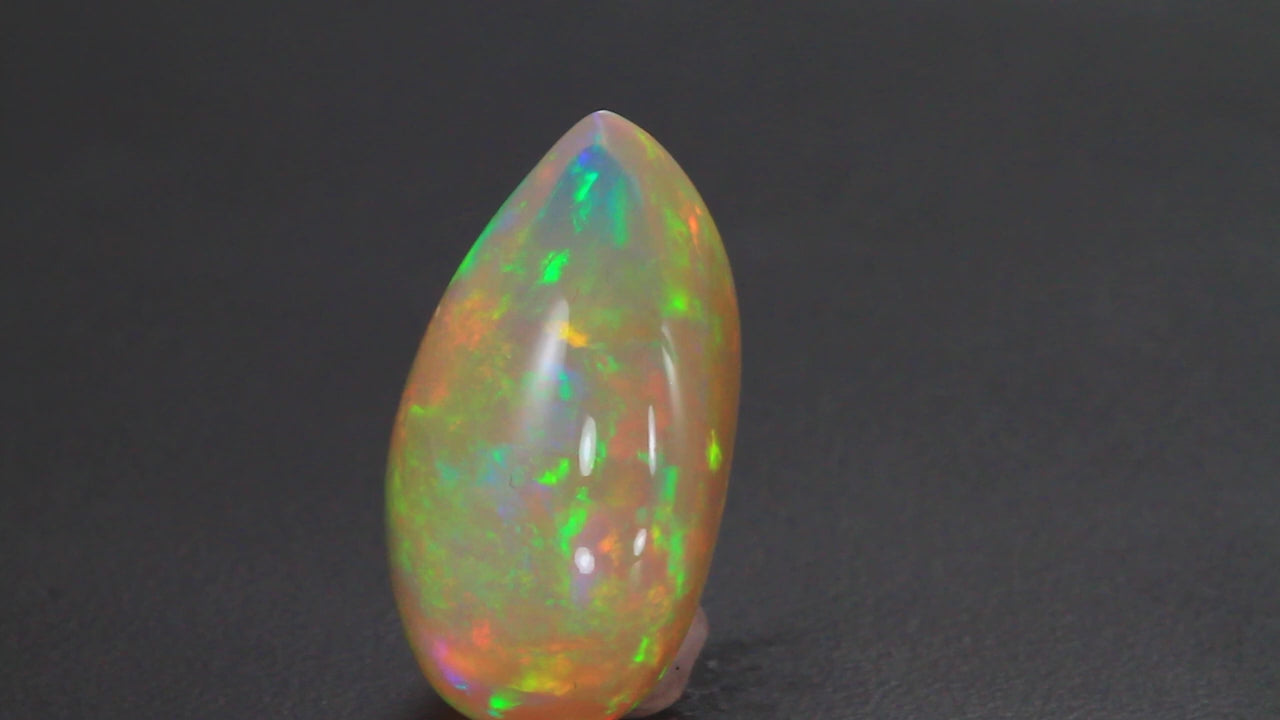 Sailboat Shape Welo Opal Gemstone 22.22 Carats