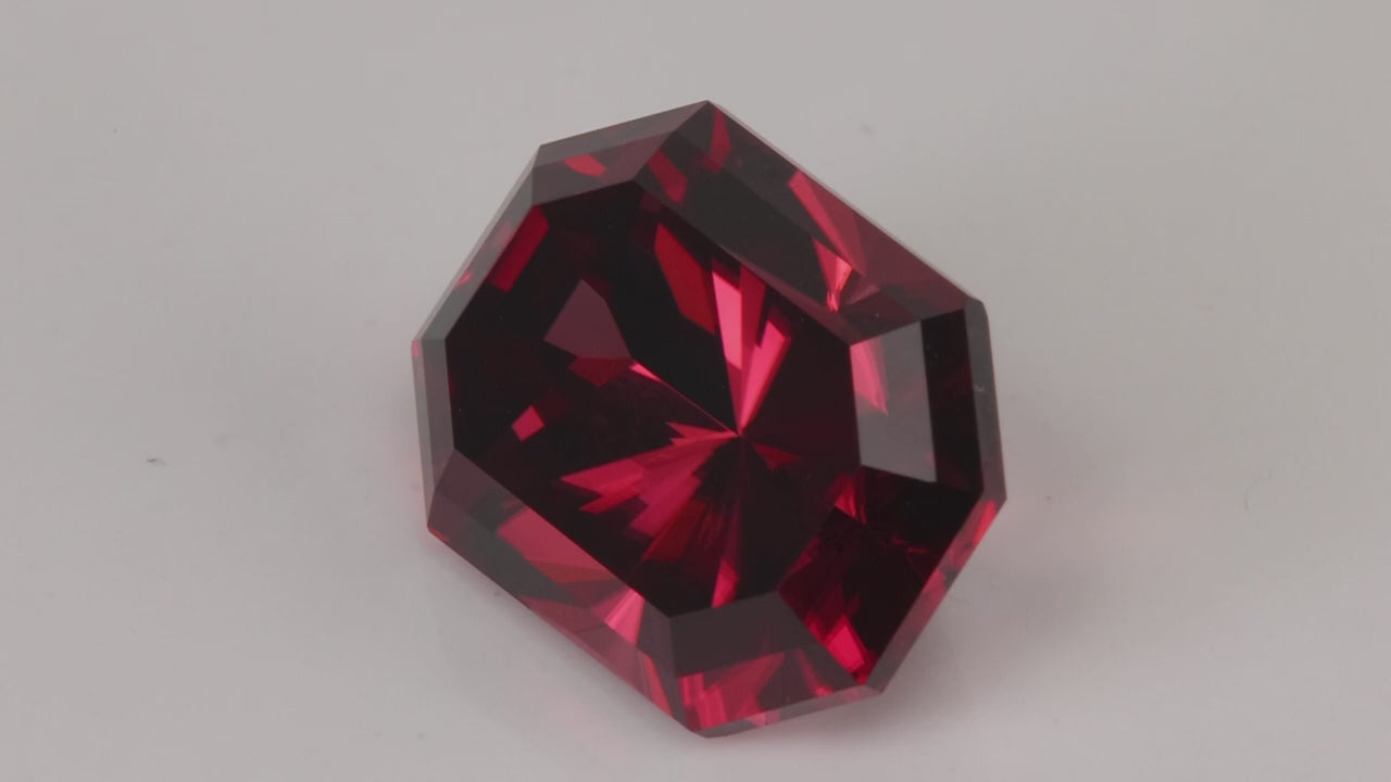 🚨Spotlight Special | Barion Emerald Cut Imperial Zircon From Mozambique 18.75cts