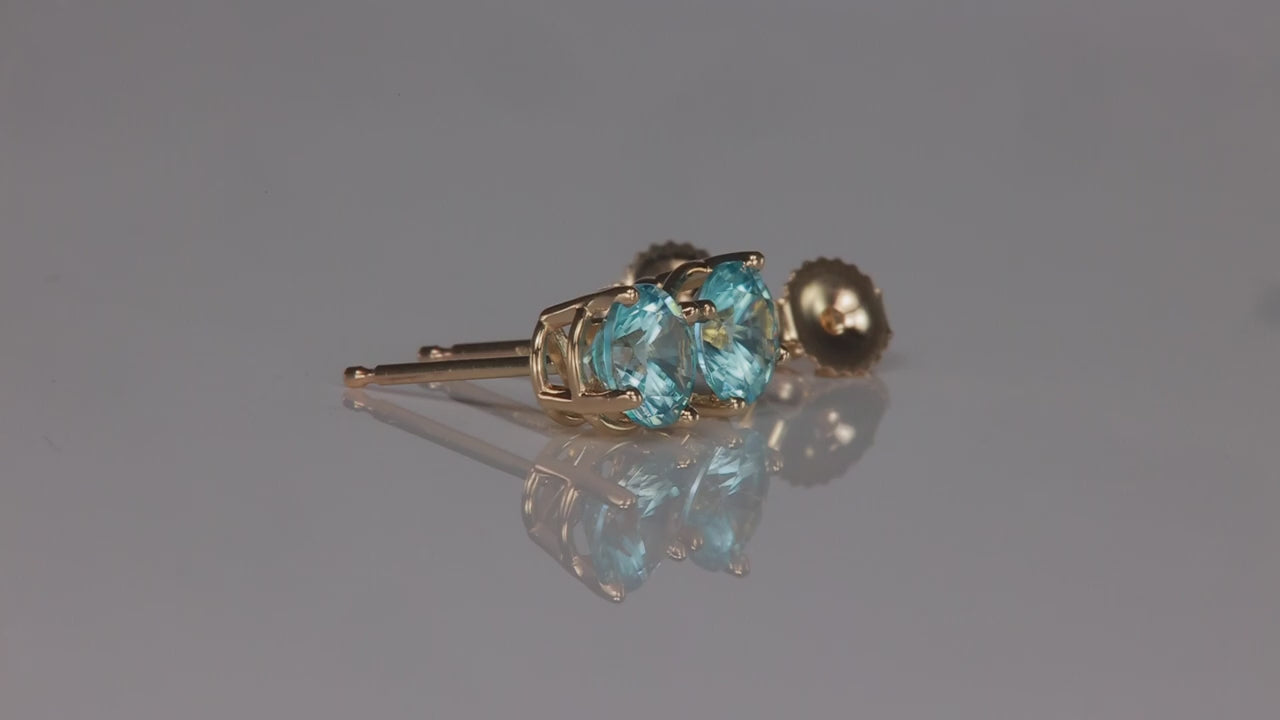 14K Yellow Gold Blue Zircon Stud Earrings 1.44 Carats