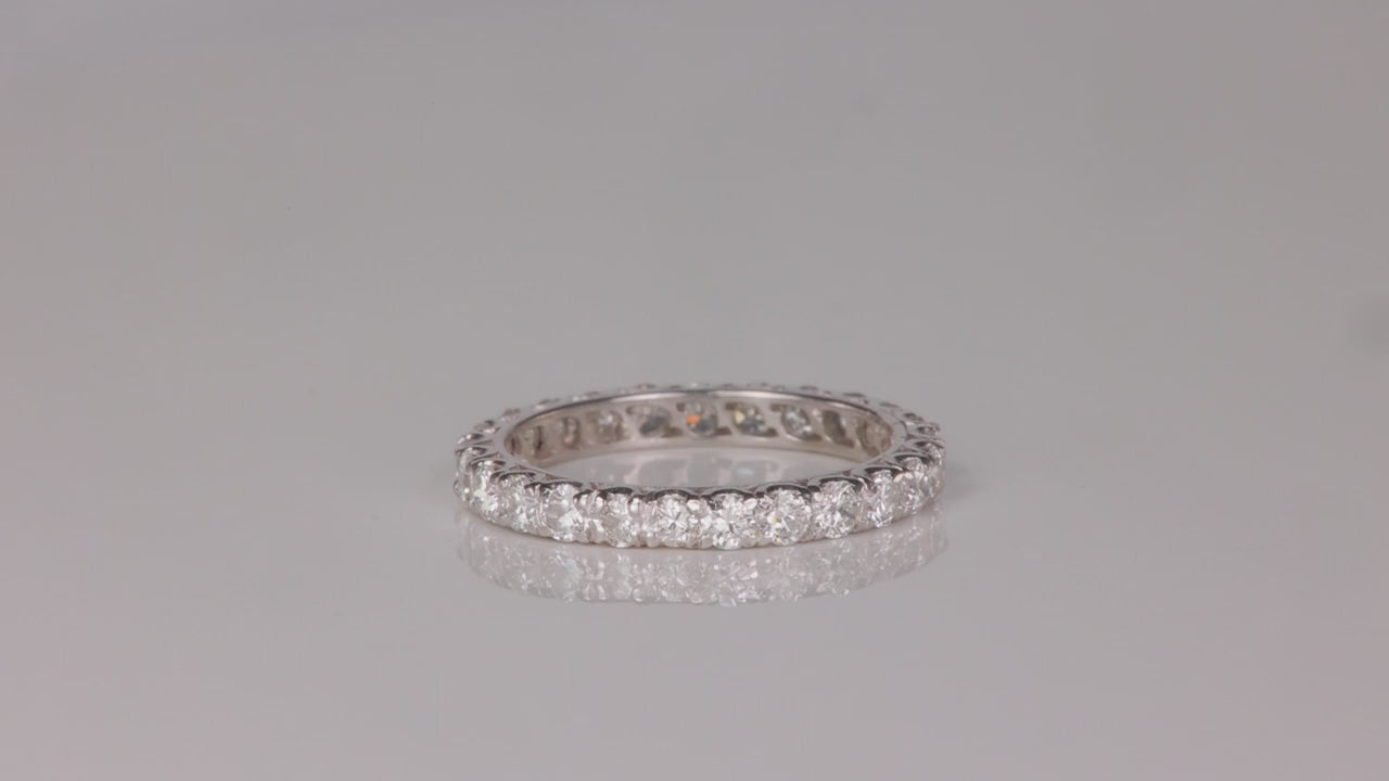 14K White Gold Diamond Eternity Band 1.00 Carat