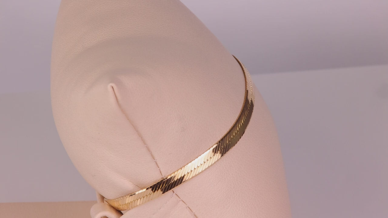 14K Yellow Gold Herringbone Bracelet 7"
