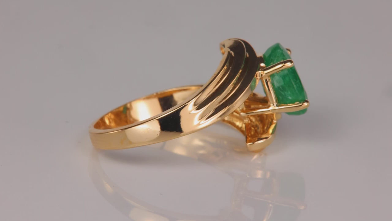 14K Yellow Gold Oval Cut Emerald Ring 2.00 Carats
