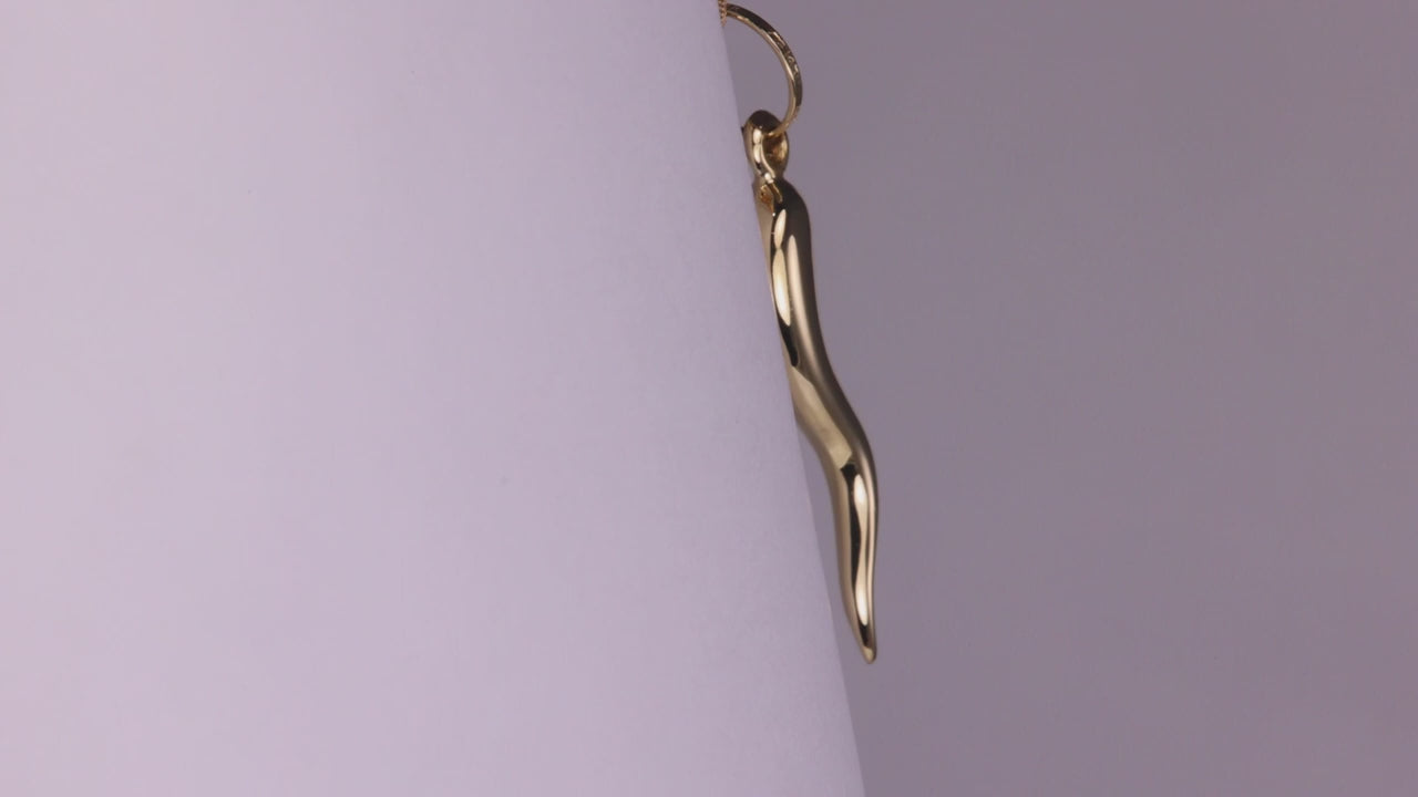 14K Yellow Gold Horn Pendant