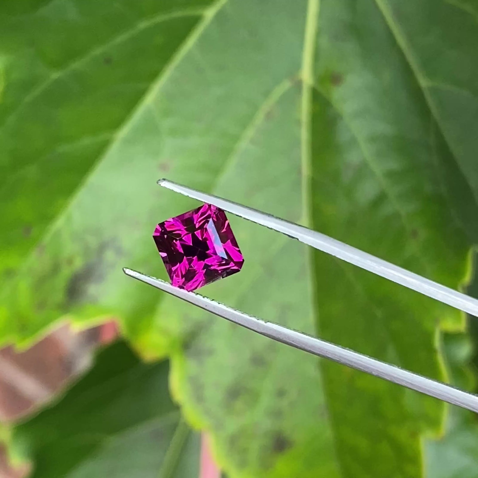 Square Brilliant Cut Umbalite Garnet 3.12 Carats