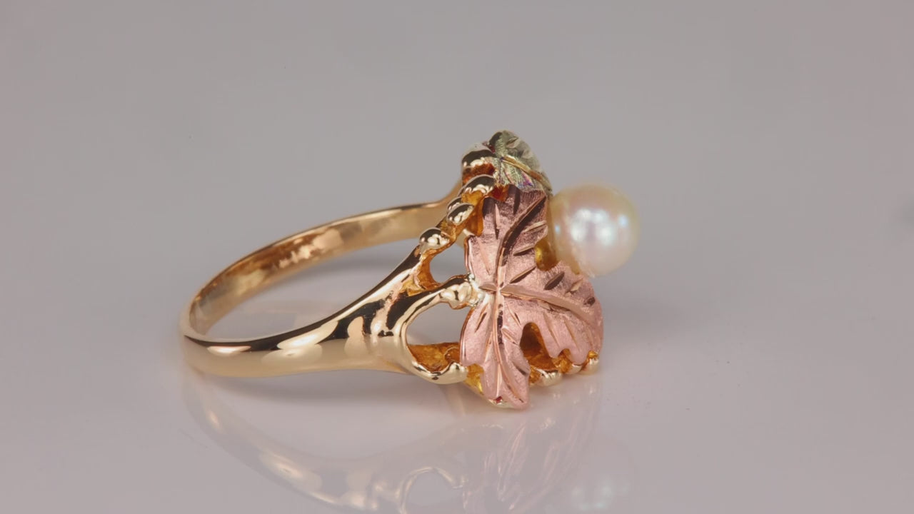 10K Yellow and Rose Gold Leaf Ring with Pearl