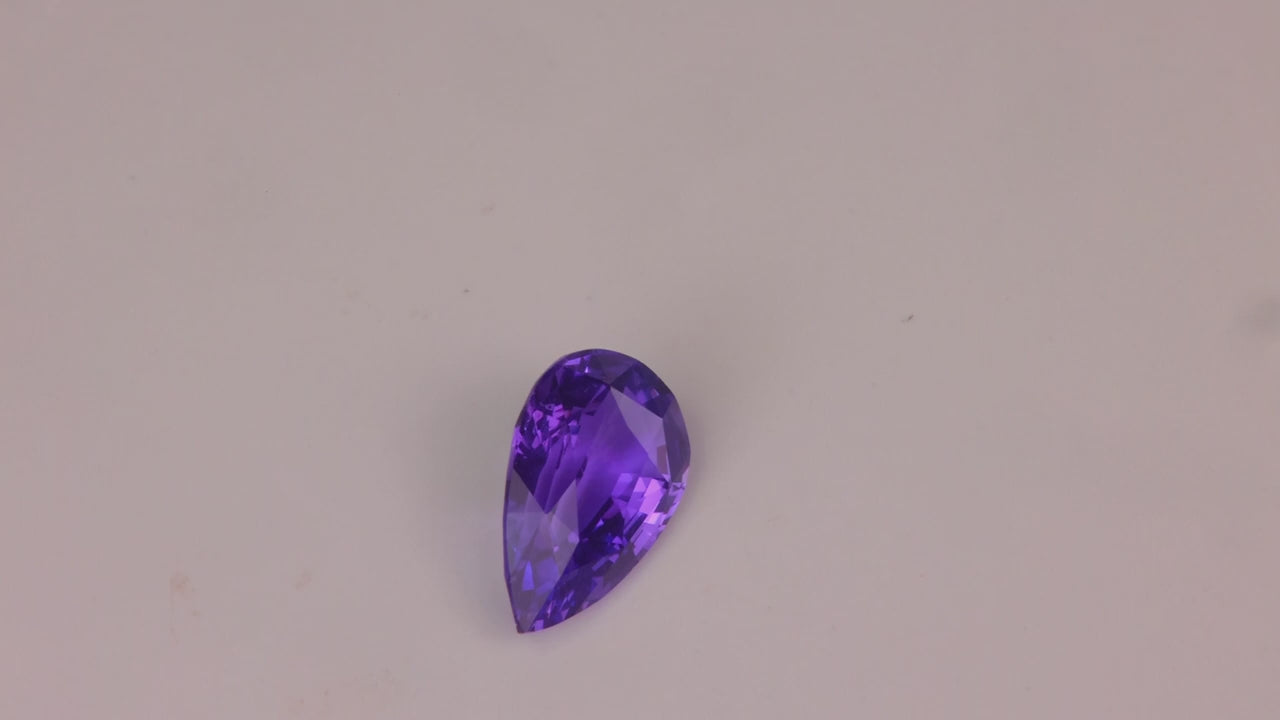 💎HIDDEN GEM | Pear Shape Brilliant Cut Sapphire 2.56 Carats