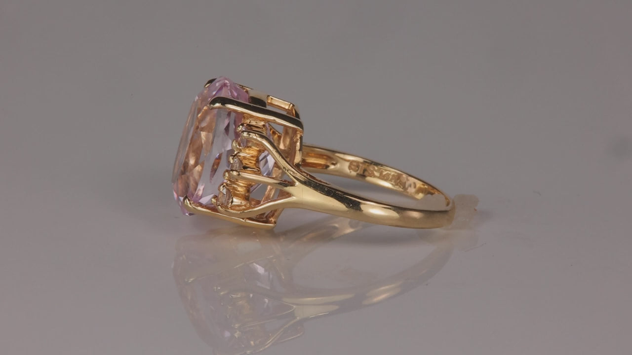 14K Yellow Gold Kunzite And White Sapphire Ring 6.00cts