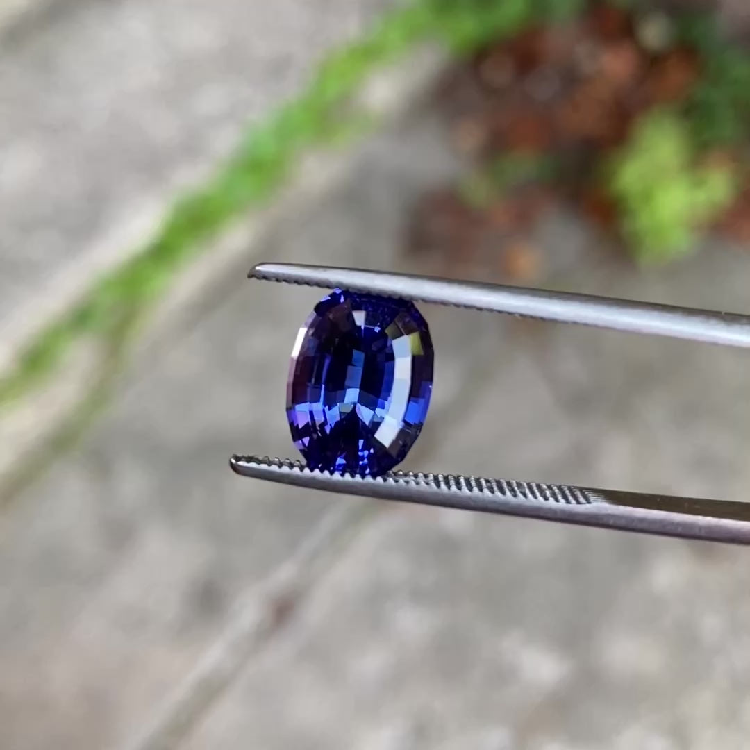 HIDDEN GEM | Antique Cushion Cut Blue Tanzanite 5.10 Carats