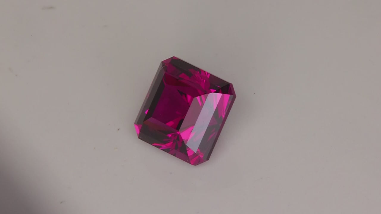 Square Brilliant Cut Umbalite Garnet 3.12 Carats