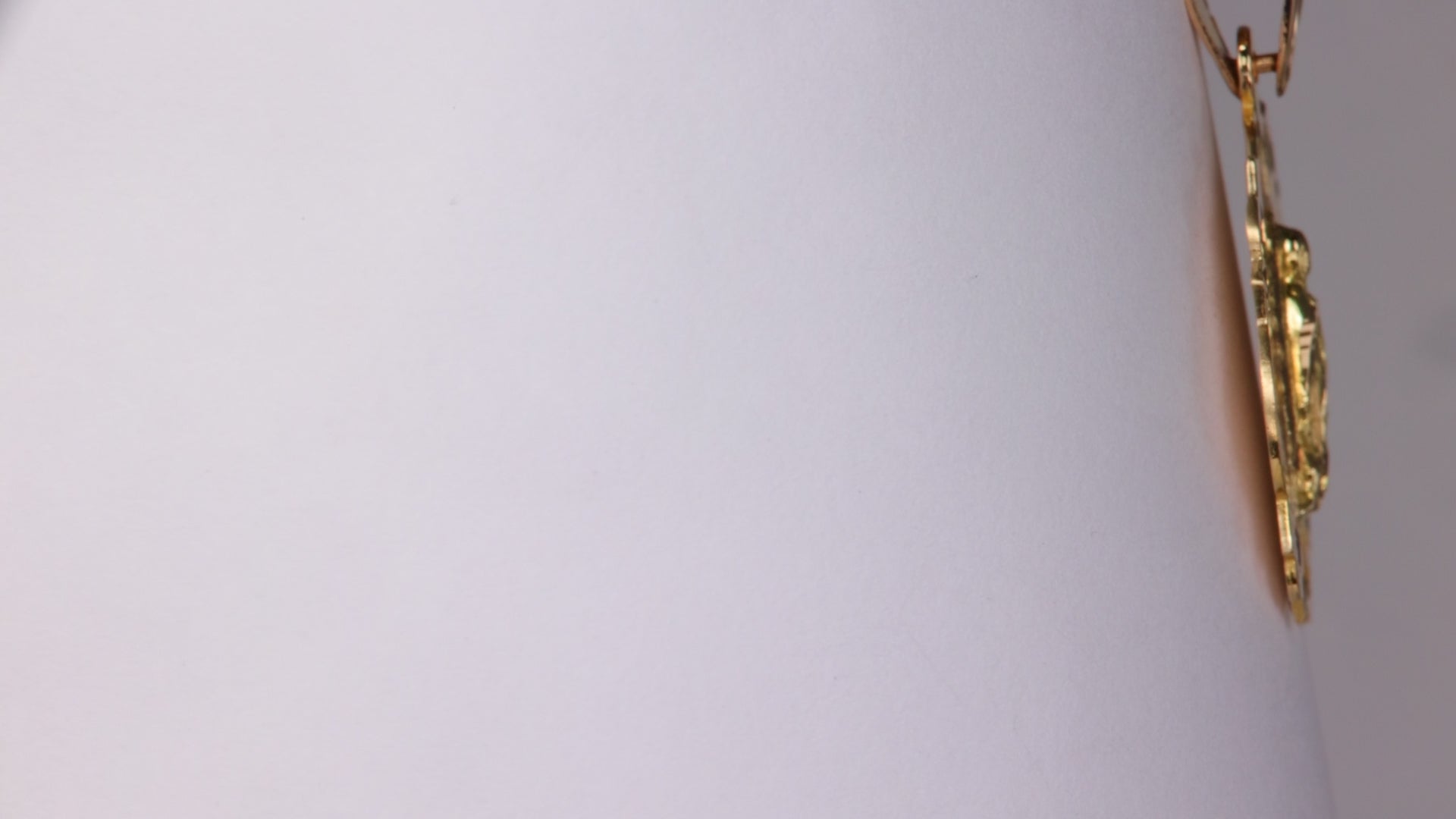 14K Yellow Gold Mary Pendant