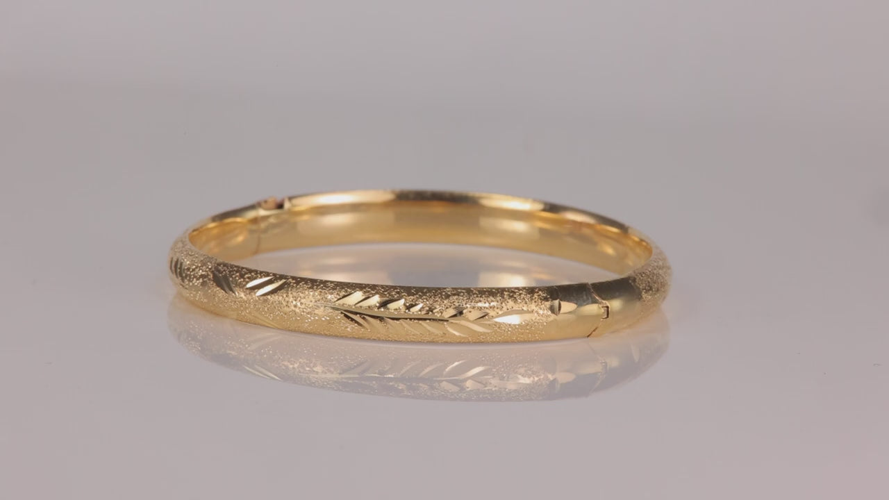 14K Yellow Gold Diamond Cut Bangle Bracelet 6"*