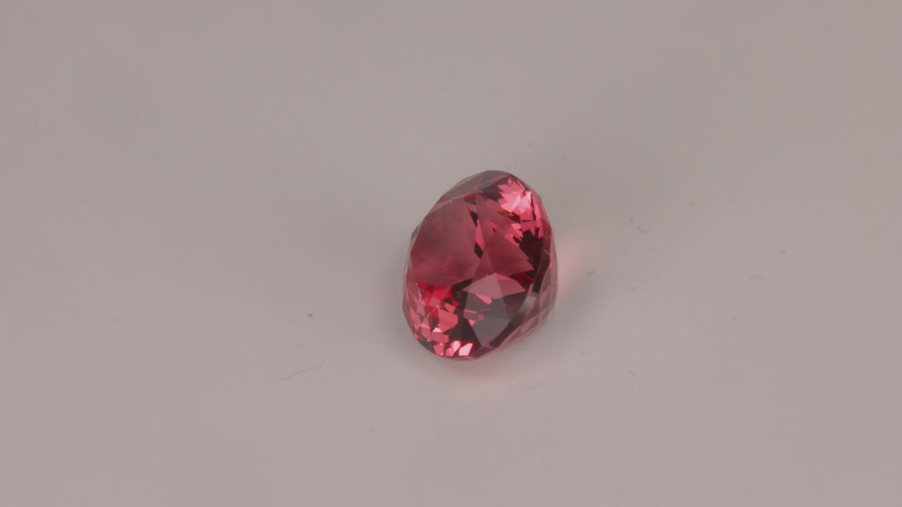 Oval Mahenge Malaya Garnet 2.60 Carats