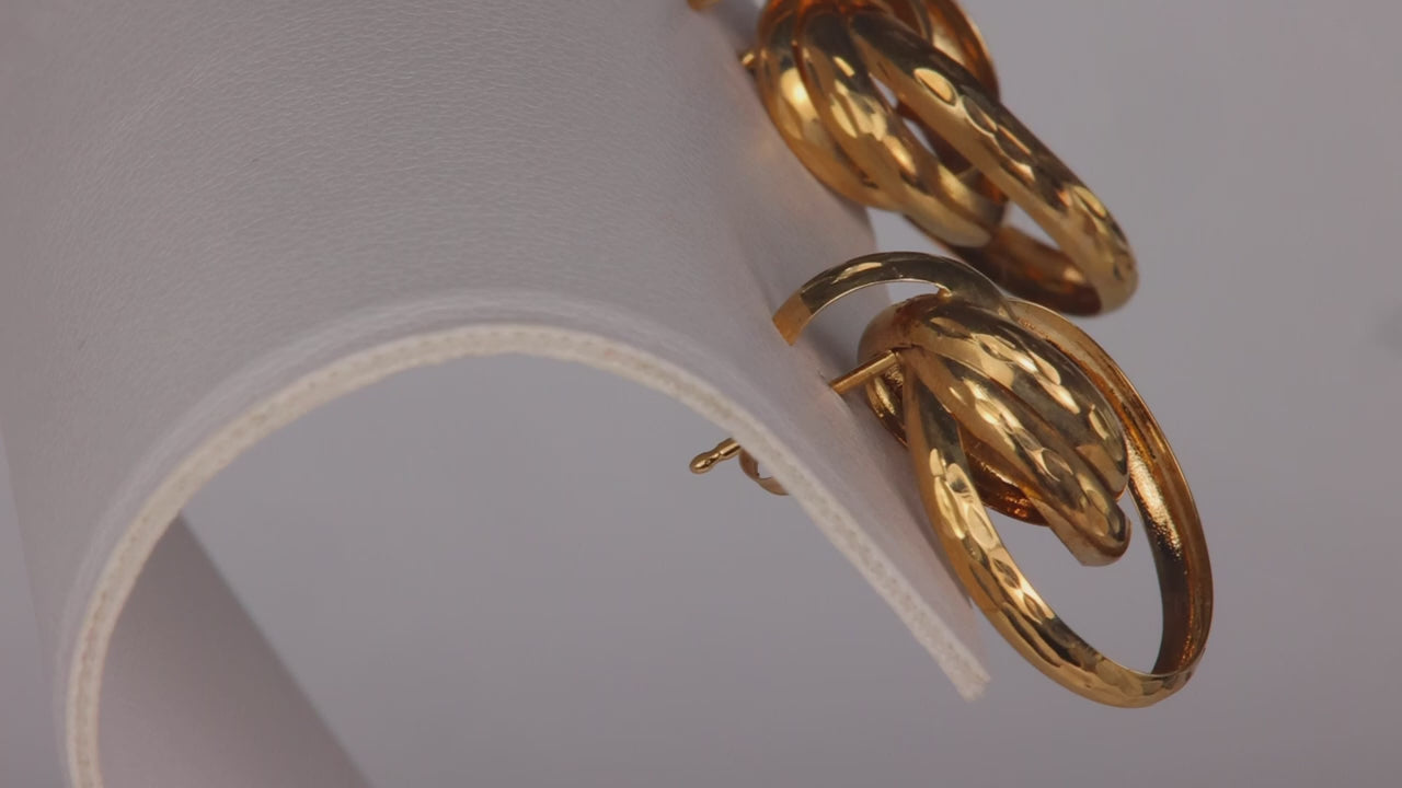 14K Yellow Gold Looping Circles Stud Earrings