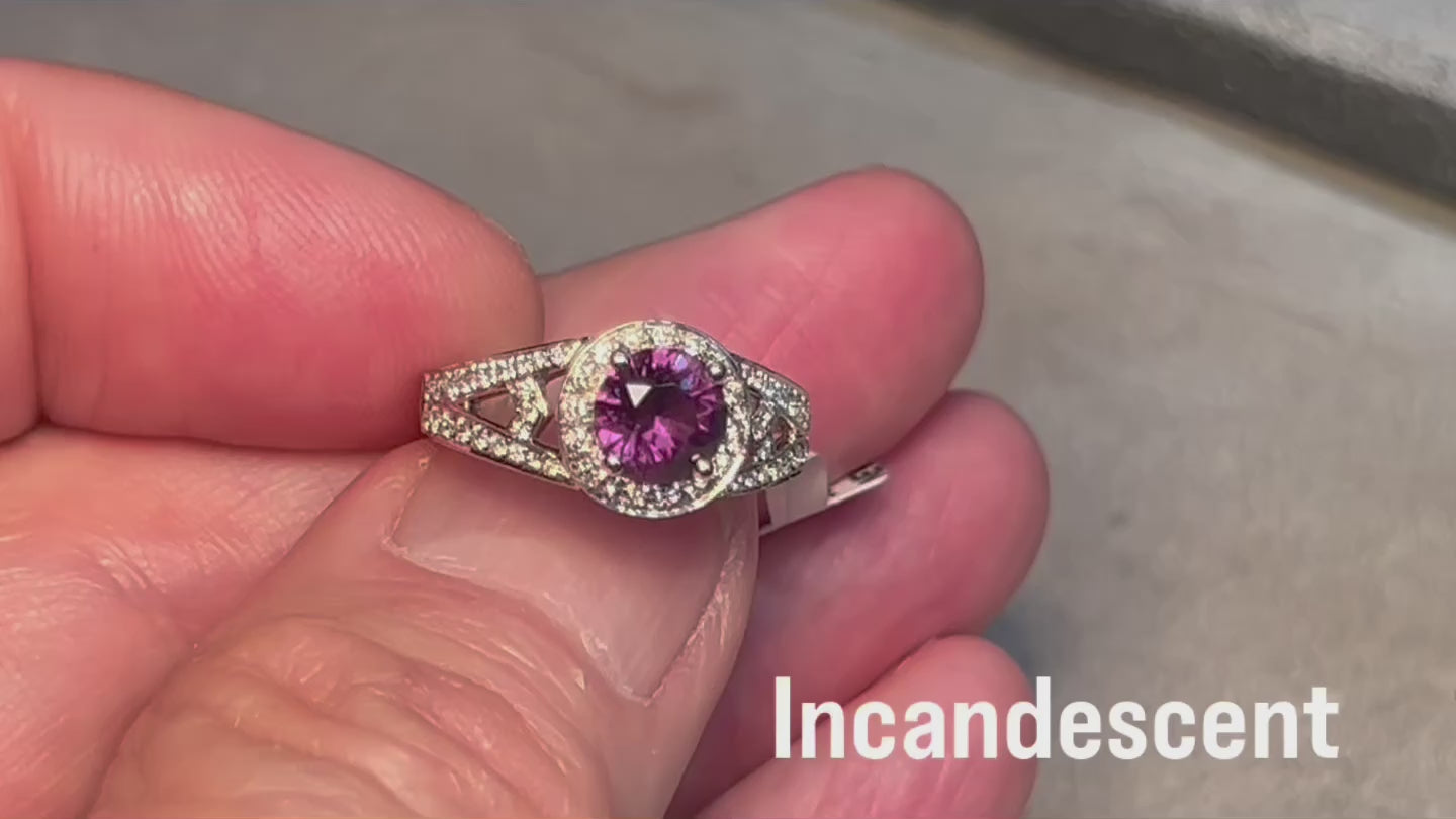 Outstanding Estate Buy!  18kt Gold Alexandrite Like Garnet Ring 1.56cts