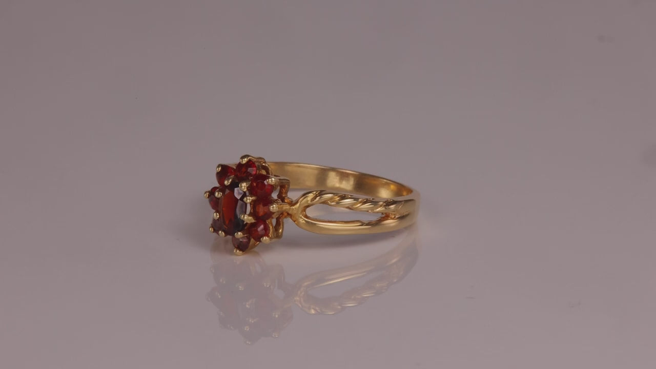 14K Yellow Gold Garnet Flower Ring .65cts