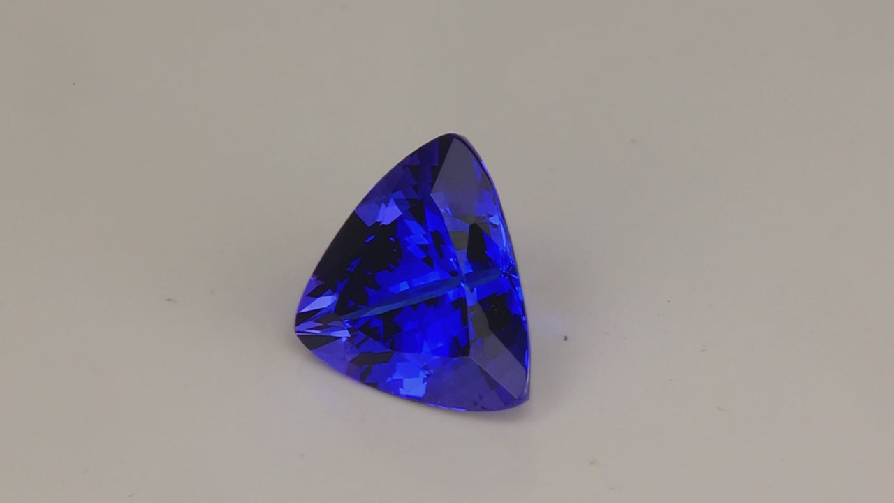 🚨SPOTLIGHT SPECIAL | Trilliant Cut Mostly Blue Tanzanite 4.29 Carats