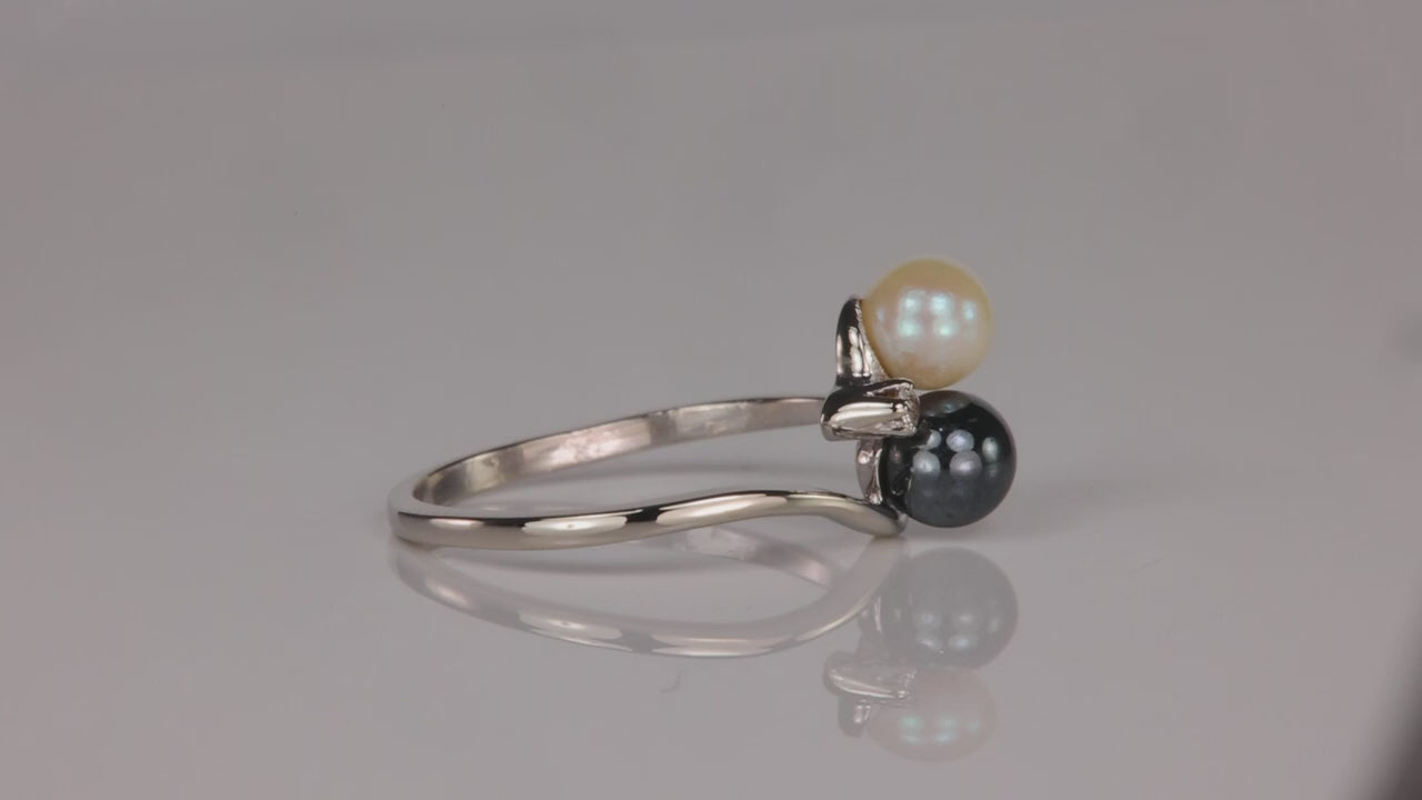 10K White Gold and Duo Pearl Ring