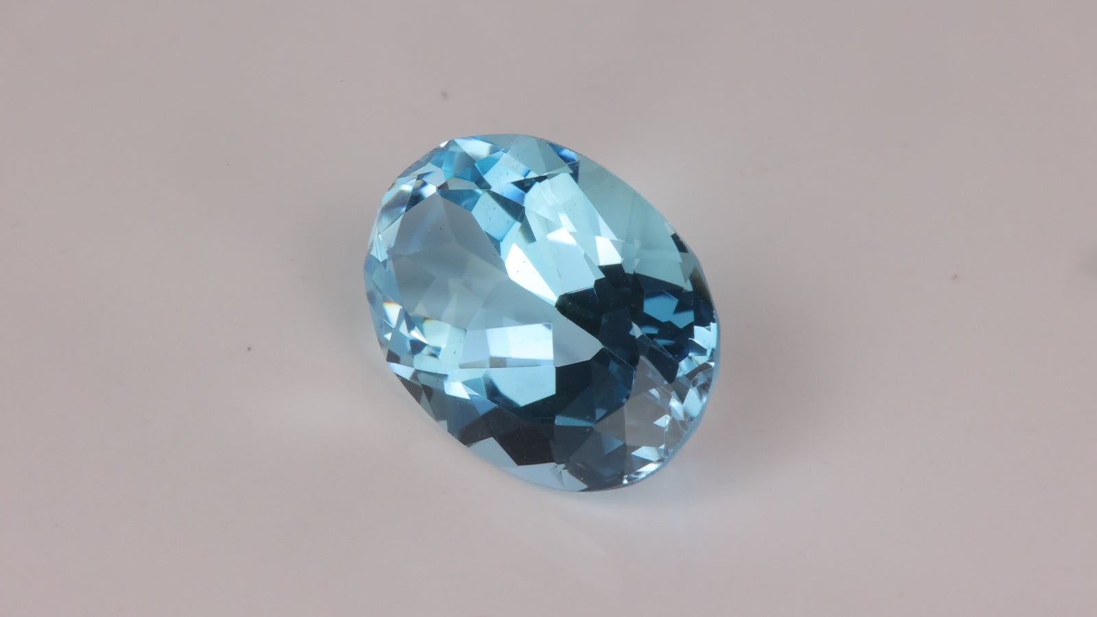 25% OFF w/ Code RARE25 | Oval Cut Aquamarine 7.00 Carats