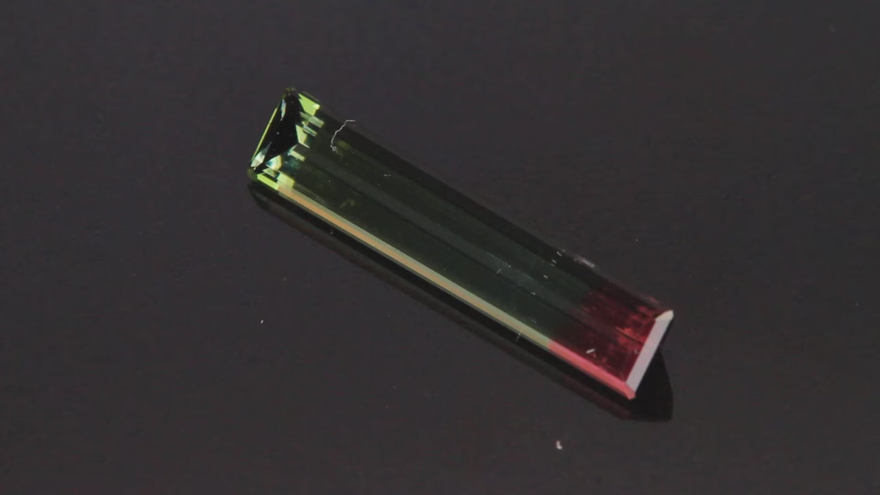 Green and Pink Bi-Color Tourmaline Gemstone 2.63 Carats