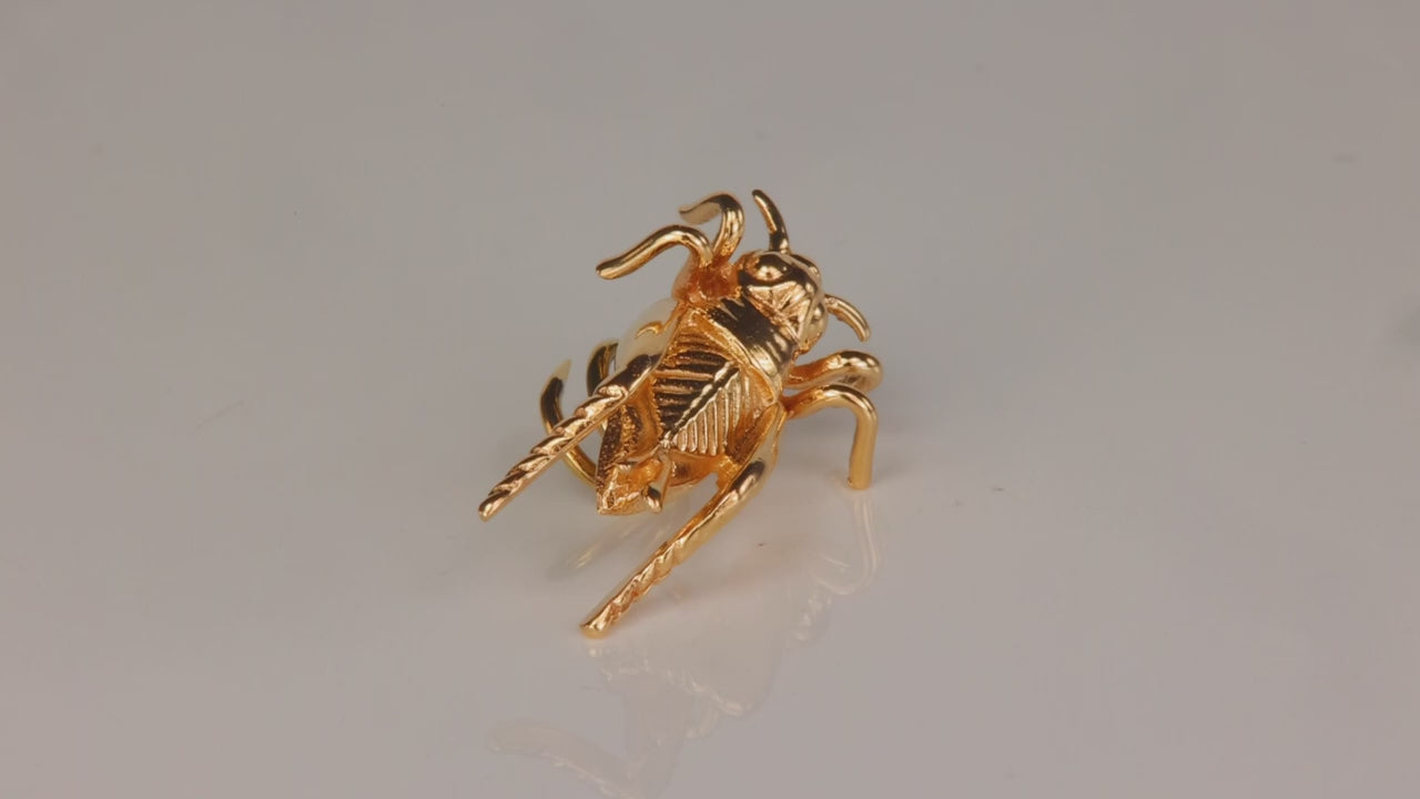 14K Yellow Gold Grasshopper Lapel Pin
