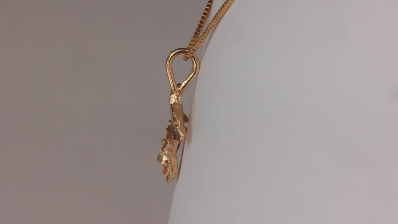 10K Yellow Gold Hanging Rose Pendant