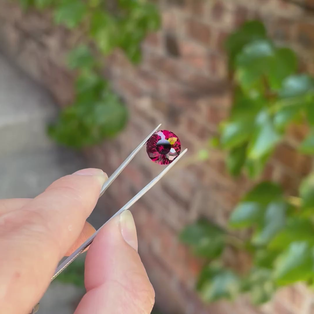 Mixed Round Brilliant Rhodolite Garnet 9.44 Carats