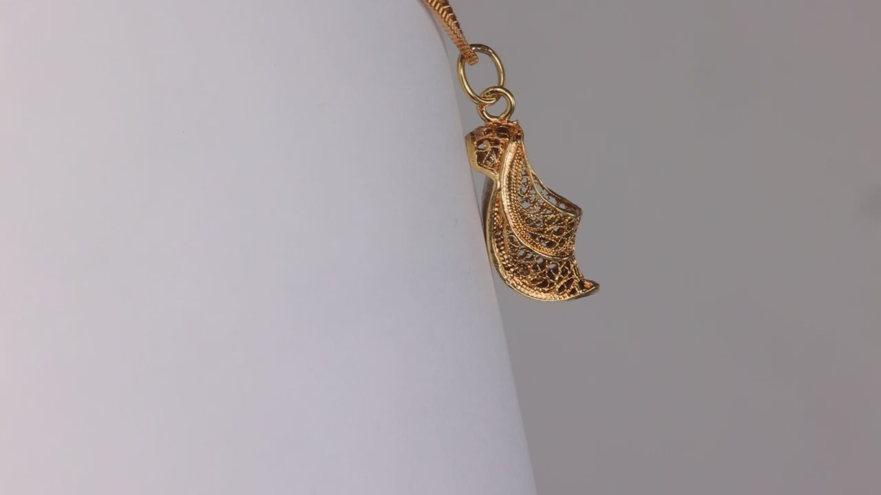14K Yellow Gold Filigree Clog Pendant/Charm
