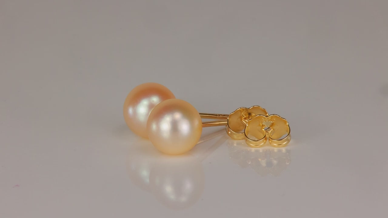 18K Yellow Gold Pearl Stud Earrings