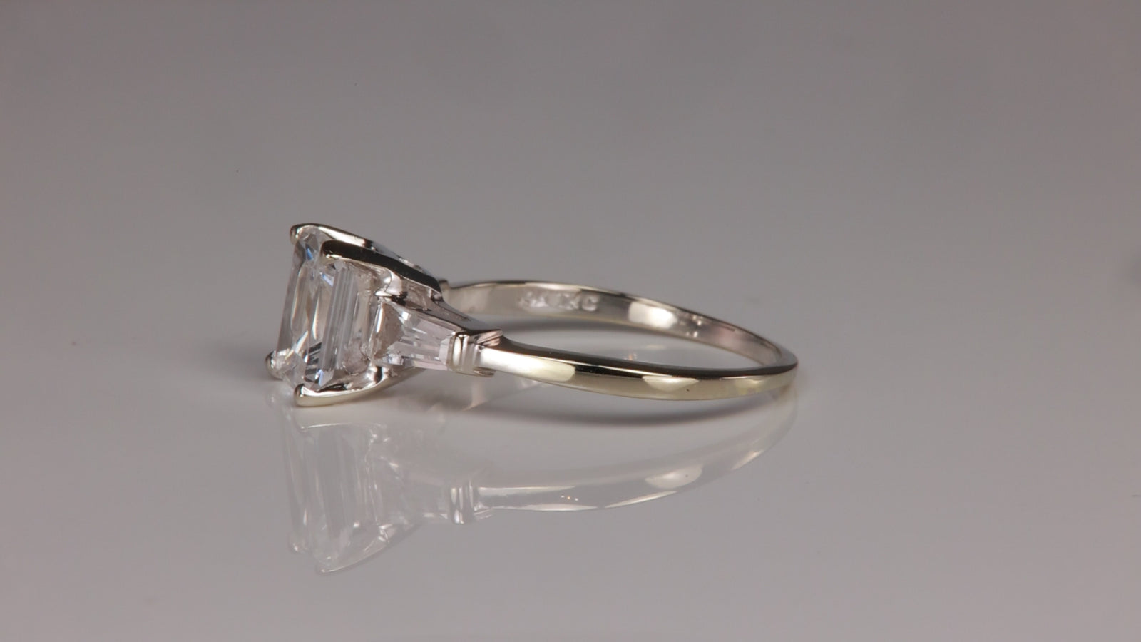 14K White Gold Emerald Cut Gemstone Ring