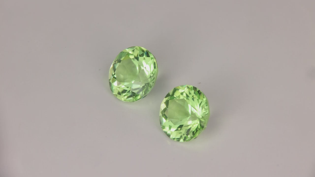Matching Round Brilliant Cut Mint Green Peridots 5.34 Carats