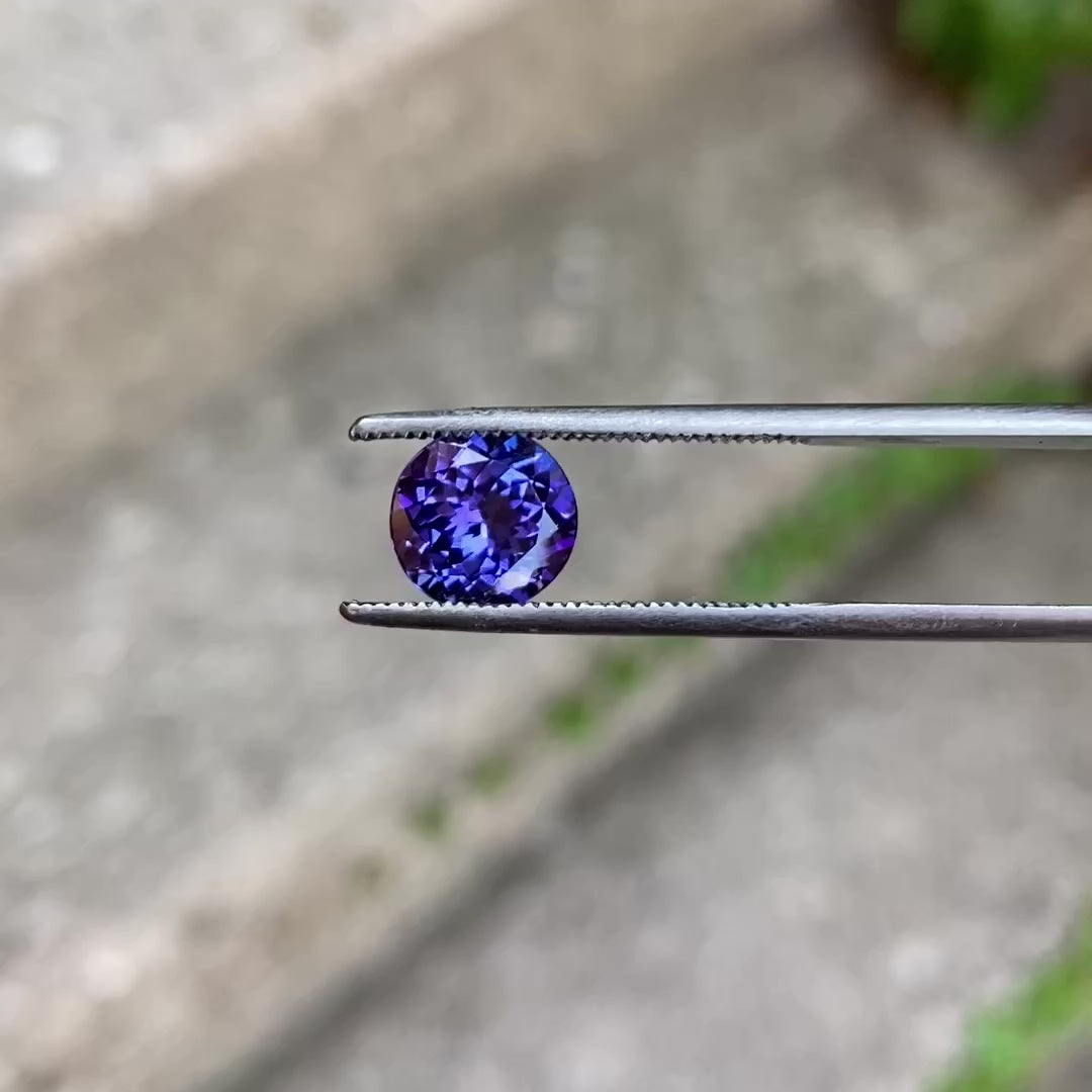 HIDDEN GEM | Round Brilliant Cut Mostly Violet Tanzanite 2.59cts