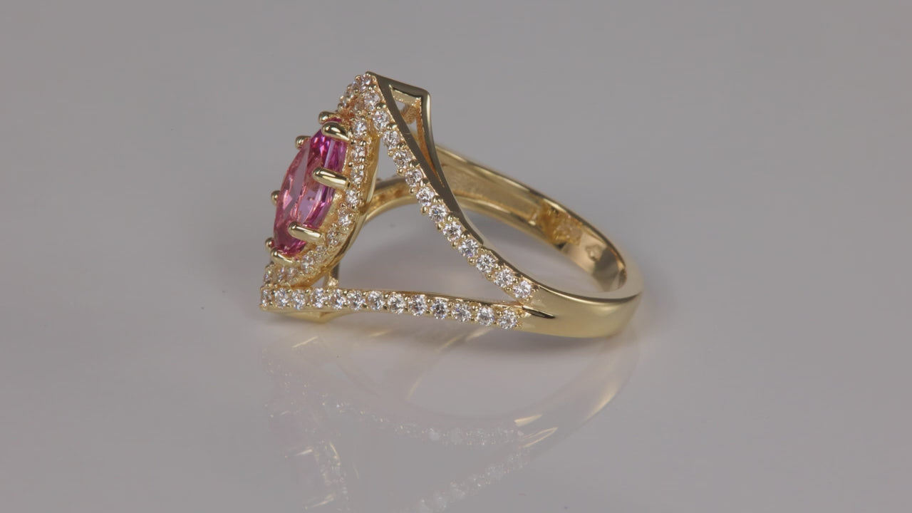 14K Yellow Gold Spinel and Diamond Ring 1.22 Carats