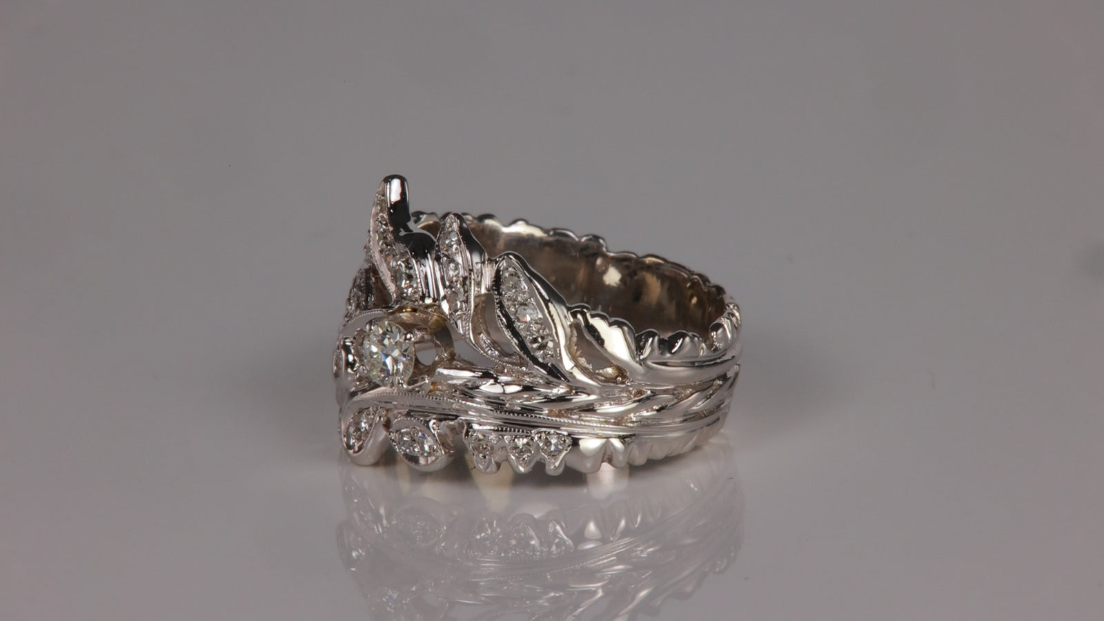 18K White Gold and Fine Diamond Floral Ring .30 Carats