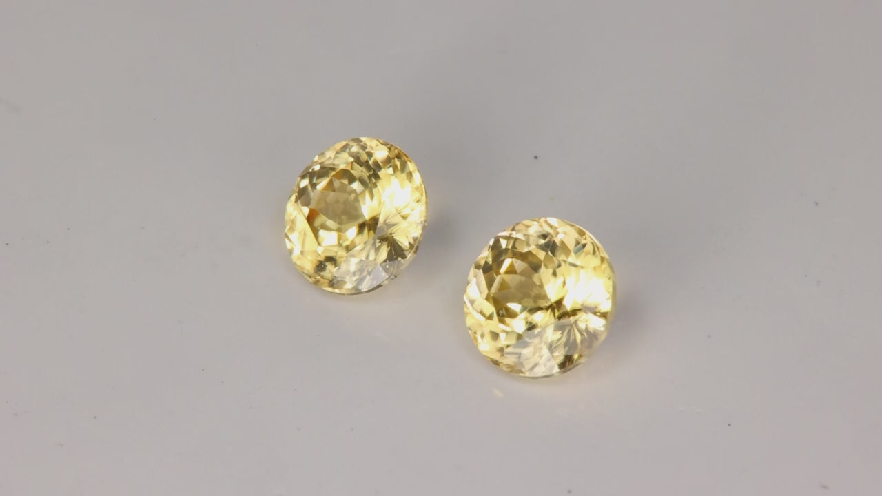 Pair of Round Brilliant Zircons From Tanzania 2.58 CTTW