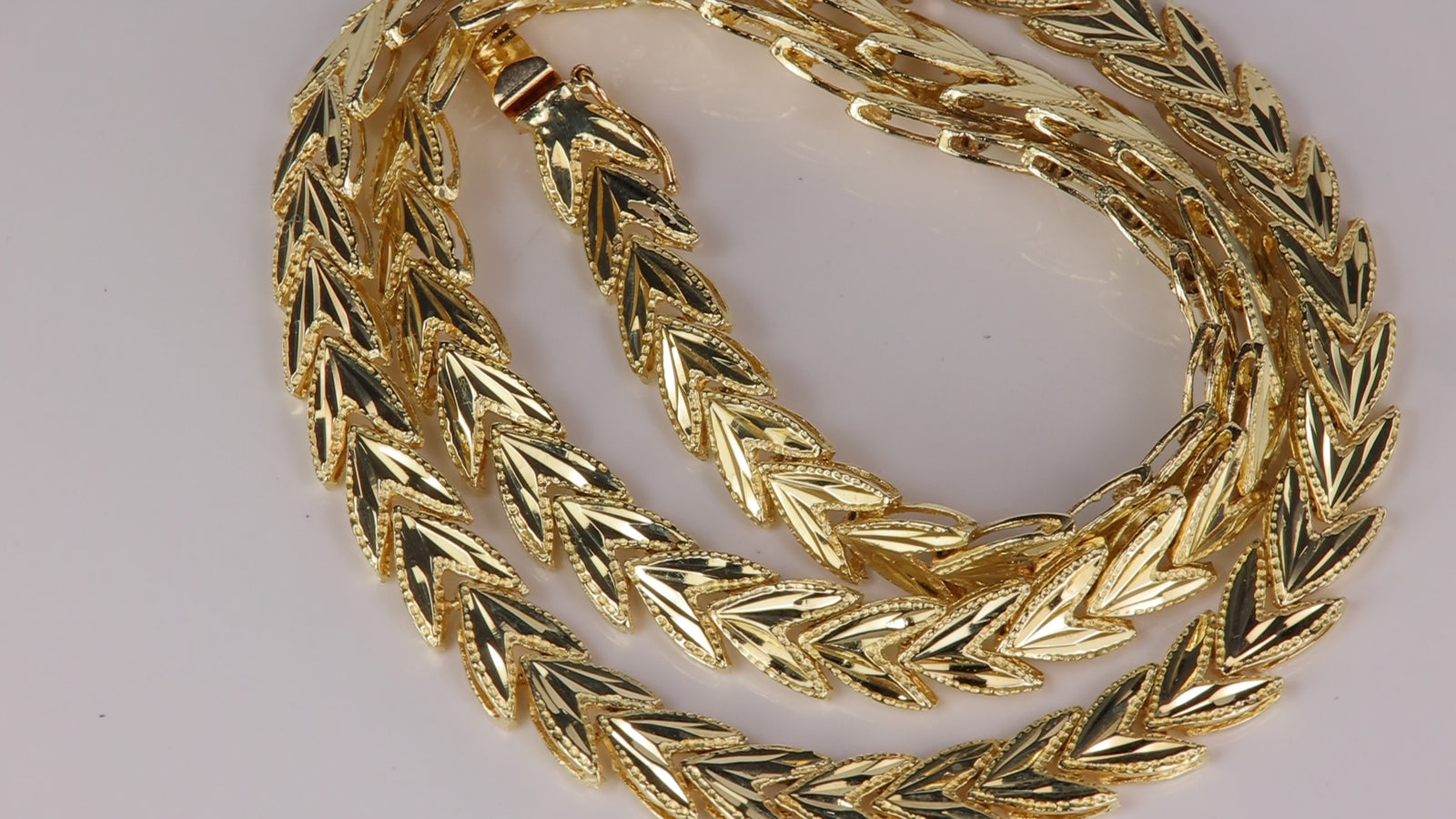 14K Yellow Gold Diamond Cut Chevron Necklace 18"