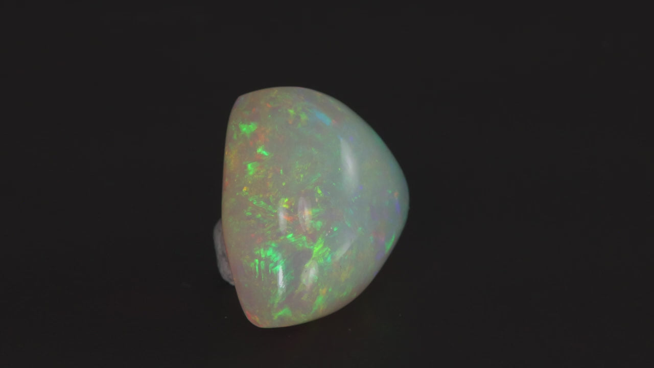 Trilliant Welo Ethiopian Opal Gemstone 18.50 Carats