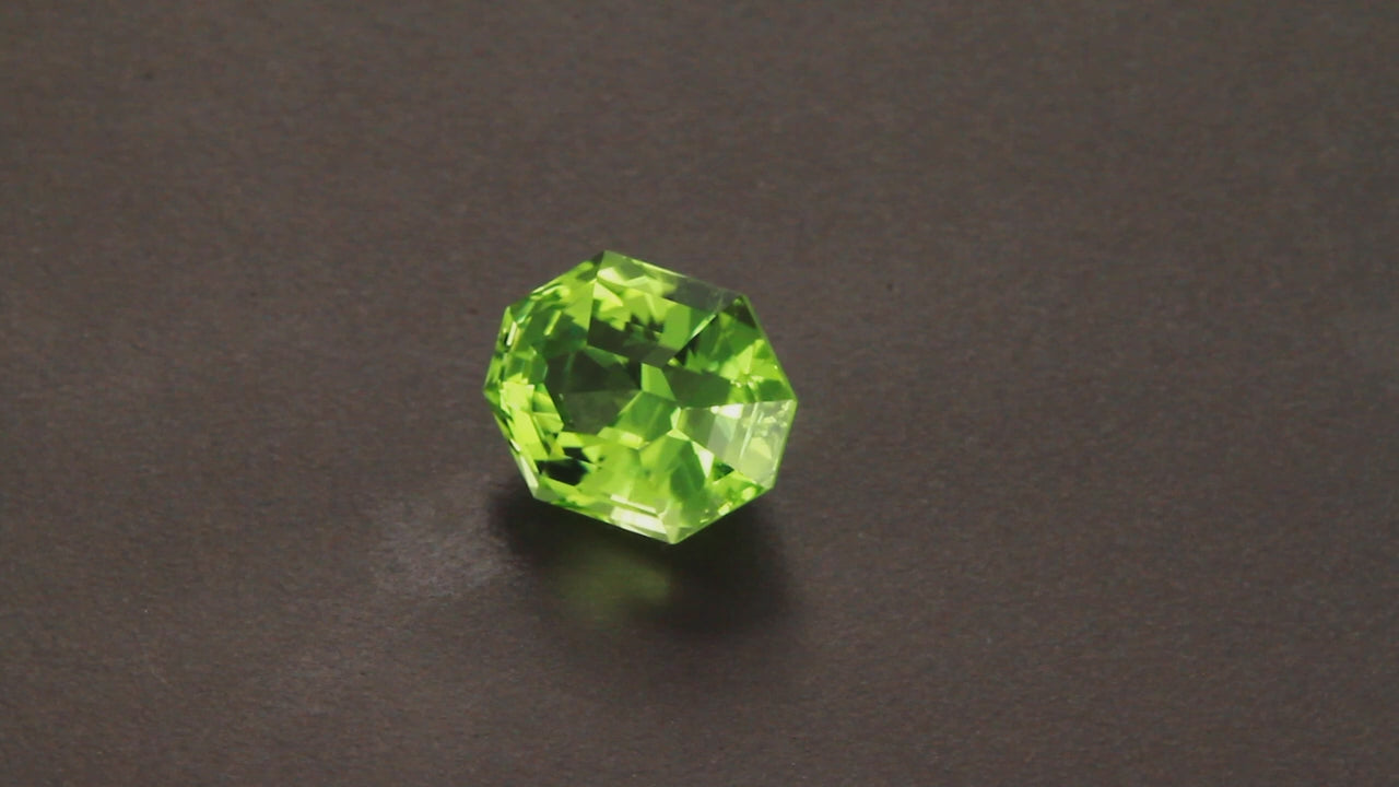 Step Cut Octagon Peridot Gemstone 8.74 Carats