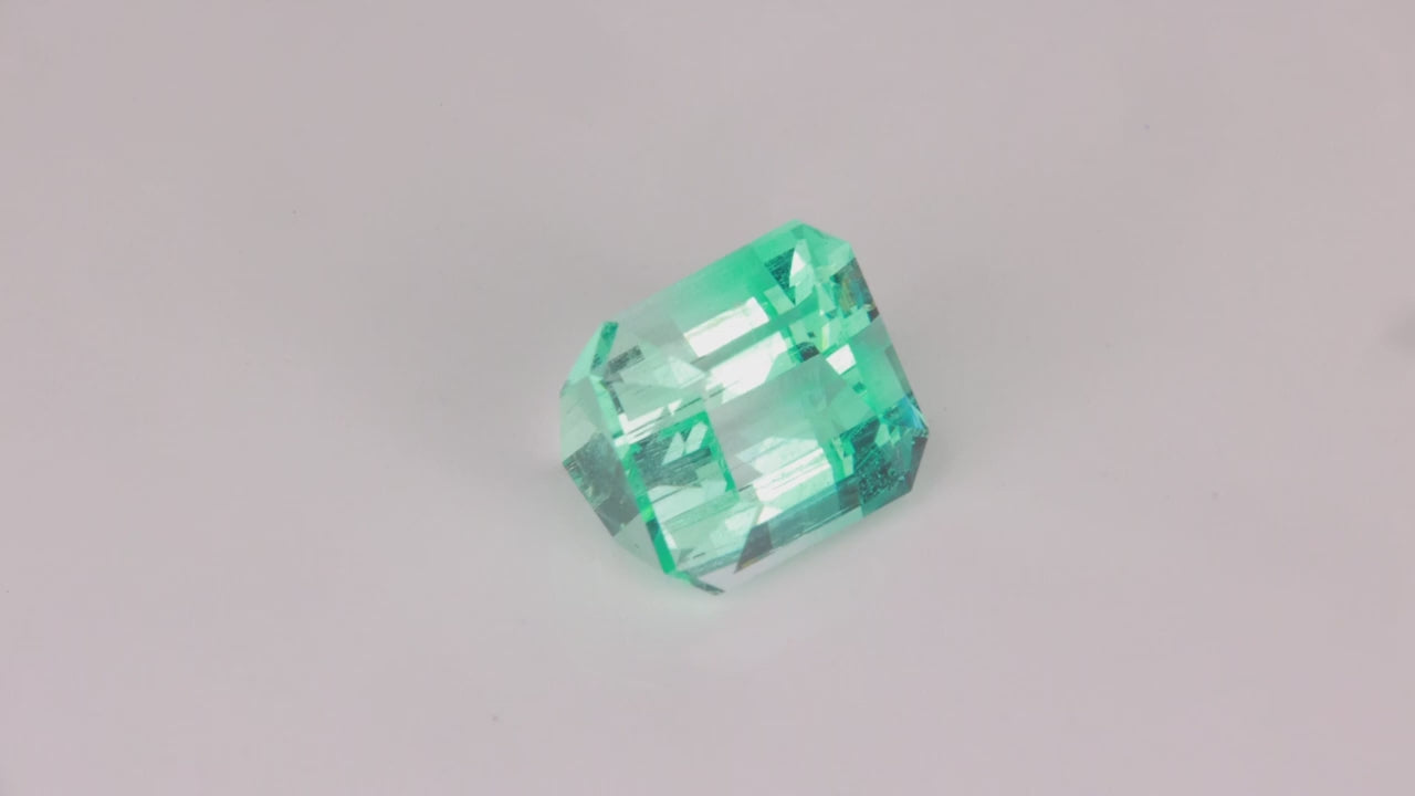 Emerald Cut BiColor Beryl From Nigeria 5.87 Carats