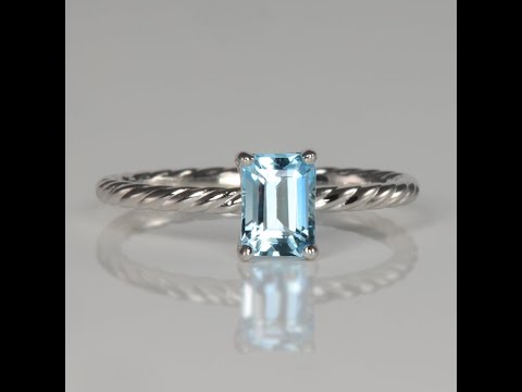 14K White Gold Emerald Cut Aquamarine Ring 1.05 Carats